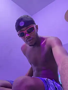 Snapshot of Itjaden chatting on 07/21/26, 02:58 Itjaden online show from 07/21/26, 02:58