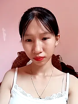 Snapshot of Abi_girl12 chatting on 06/11/26, 04:10 Abi girl12 online show from 06/11/26, 04:10