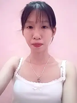 Snapshot of Abi_girl12 chatting on 06/24/26, 03:33 Abi girl12 online show from 06/24/26, 03:33