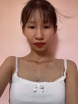 Snapshot of Abi_girl12 chatting on 07/14/26, 04:50 Abi girl12 online show from 07/14/26, 04:50