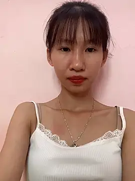Snapshot of Abi_girl12 chatting on 07/16/26, 05:02 Abi girl12 online show from 07/16/26, 05:02