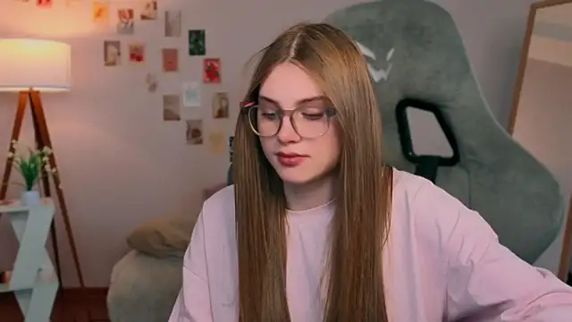 yourbeautyarya online show from 06/03/26, 02:33