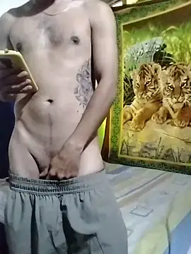 Snapshot of Killiam_boy chatting on 06/07/26, 12:31 Killiam boy online show from 06/07/26, 12:31