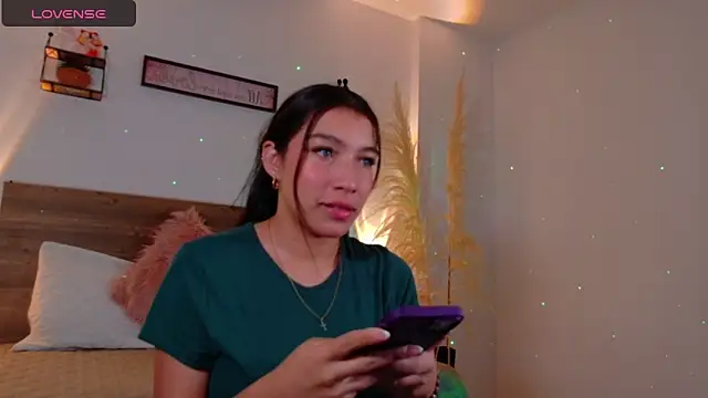  Emmakiss  online show from 06/11/26, 12:36