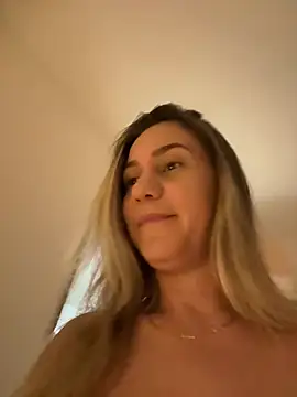 Betinhaalves online show from 07/08/26, 10:25