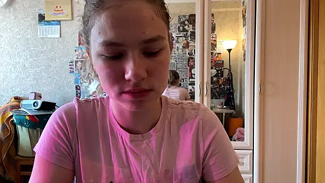 Codi Rostersy online show from 06/12/26, 07:29