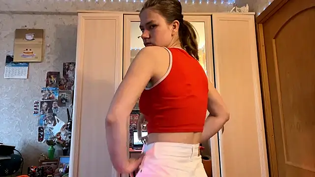 Codi Rostersy online show from 06/13/26, 03:26