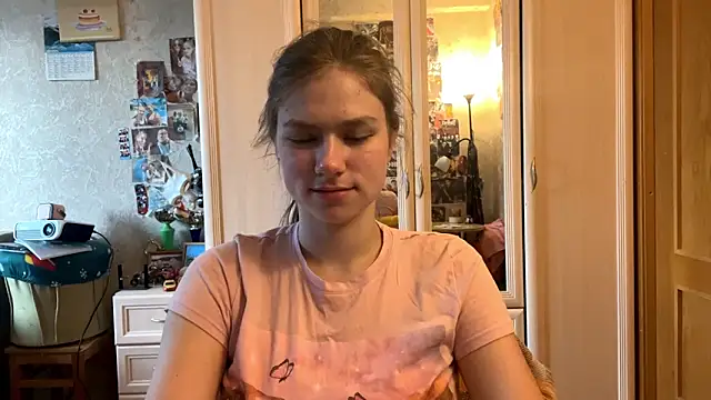 Codi Rostersy online show from 06/19/26, 03:11