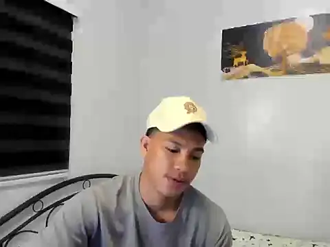 urfucker vinz online show from 07/17/26, 02:45