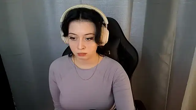 YunaLush online show from 06/05/26, 06:31