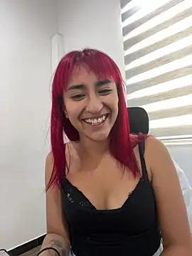 Juliethademon online show from 07/07/26, 12:42
