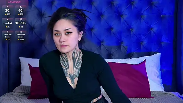 KarenHotFlirt online show from 06/08/26, 02:17