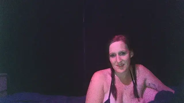 Snapshot of darkseduction93 chatting on 07/08/26, 08:24 darkseduction93 online show from 07/08/26, 08:24