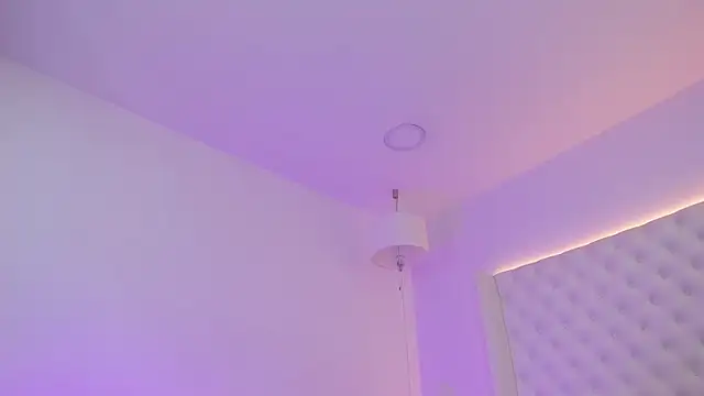 Nicollesanchezz online show from 06/25/26, 01:26