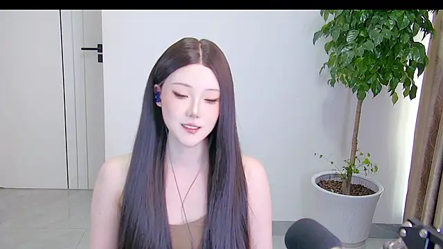 Yangyang5551 online show from 06/04/26, 08:53