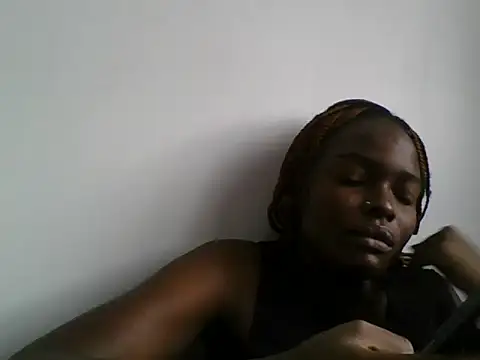 MissElsie21 online show from 06/17/26, 05:32