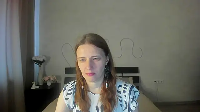 Snapshot of Kathrine-Meyer chatting on 06/16/26, 01:08 Kathrine-Meyer online show from 06/16/26, 01:08