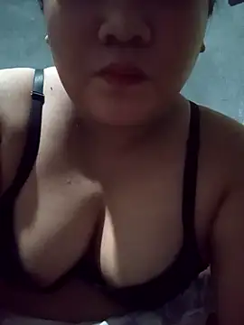 Cutie Lily02 online show from 07/07/26, 12:53