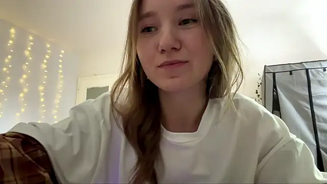 smalllisa online show from 06/03/26, 04:56