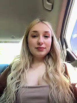 Polly Pop online show from 06/19/26, 12:42