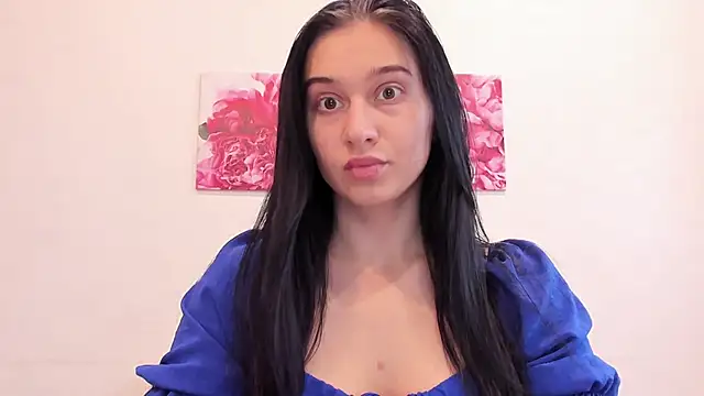Camilla  Noor online show from 06/08/26, 04:29
