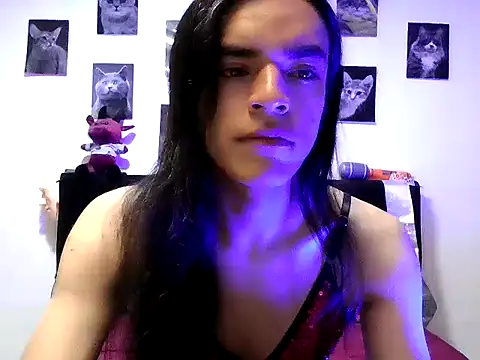 Snapshot of Basilisca chatting on 07/15/26, 08:14 Basilisca online show from 07/15/26, 08:14