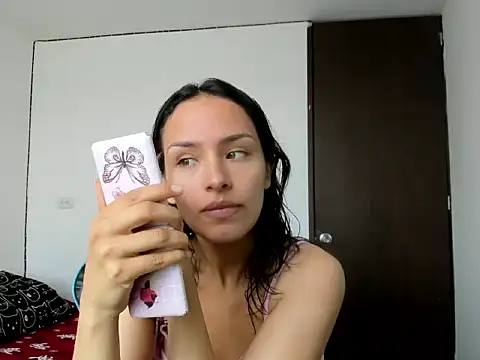 Megan blue   online show from 06/27/26, 06:02