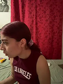 Snapshot of Cherry_Luna1 chatting on 07/24/26, 01:20 Cherry Luna1 online show from 07/24/26, 01:20