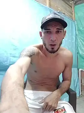 Snapshot of junior_926 chatting on 06/15/26, 01:13 junior 926 online show from 06/15/26, 01:13