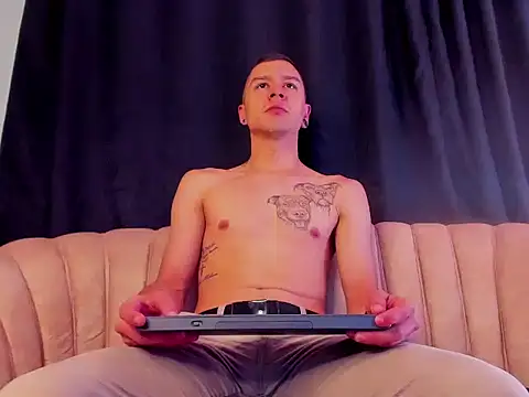 Tayler millers  online show from 06/18/26, 03:40