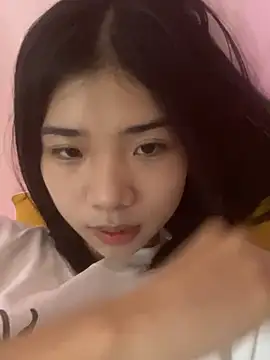 -Kempi- online show from 07/19/26, 09:46