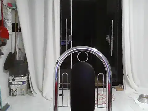 Isabel2q5n online show from 06/10/26, 04:56