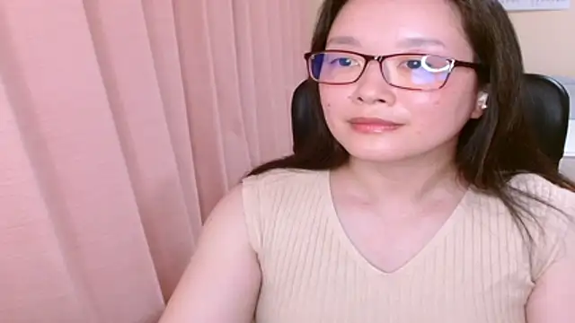 LENA-xo online show from 07/23/26, 03:32