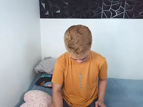 yourmikexxx online show from 06/19/26, 05:28