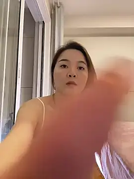 Snapshot of qianduoduo521 chatting on 07/19/26, 01:26 qianduoduo521 online show from 07/19/26, 01:26