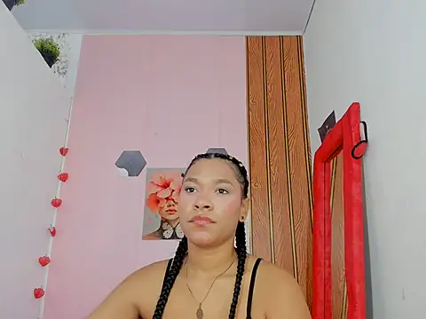 Snapshot of Aratnzacute chatting on 06/25/26, 01:48 Aratnzacute online show from 06/25/26, 01:48