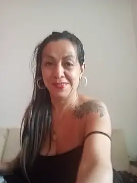 Snapshot of awezomepenelope chatting on 06/16/26, 12:19 awezomepenelope online show from 06/16/26, 12:19
