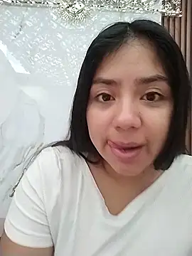 Amber Herrera online show from 06/10/26, 12:15