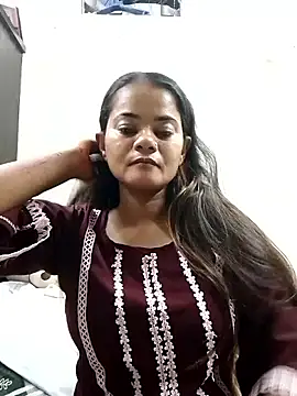 Cherry Bommm online show from 06/08/26, 02:06
