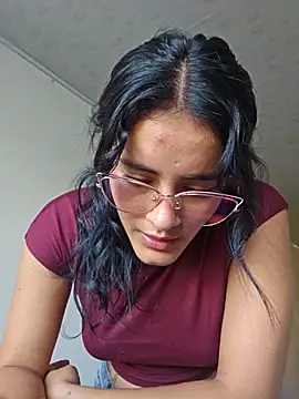 Emmaa- - online show from 07/17/26, 10:03