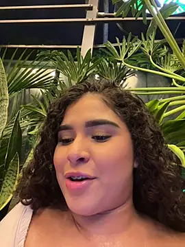 Antonella Whitmore online show from 06/17/26, 11:49