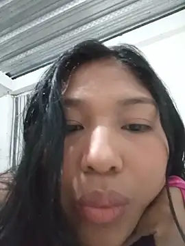 MoonMua online show from 06/11/26, 03:15