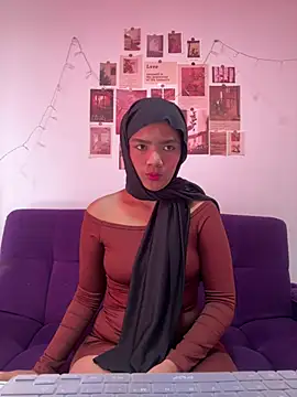 Jalilat Billal 02 online show from 06/05/26, 08:47