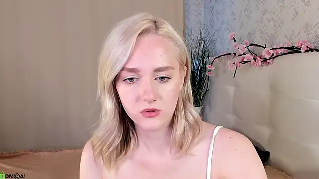 Chloe-Deccer online show from 06/22/26, 05:37