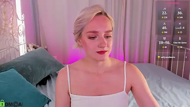Chloe-Deccer online show from 08/01/26, 01:49