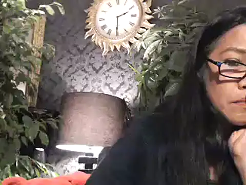 Snapshot of Hornygirltheone chatting on 12/03/24, 01:30 Hornygirltheone online show from 12/03/24, 01:30