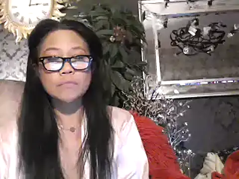 Snapshot of Hornygirltheone chatting on 02/22/25, 01:22 Hornygirltheone online show from 02/22/25, 01:22