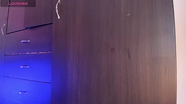 sofiaa cardenas online show from 06/25/26, 12:10