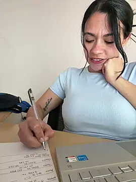 vanellopeFoxx online show from 07/17/26, 05:18