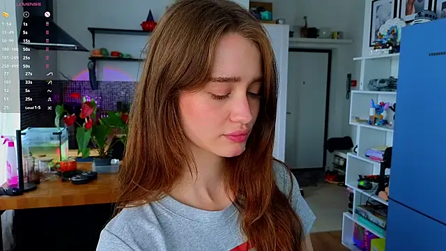 AliviaWithLove online show from 07/06/26, 10:12